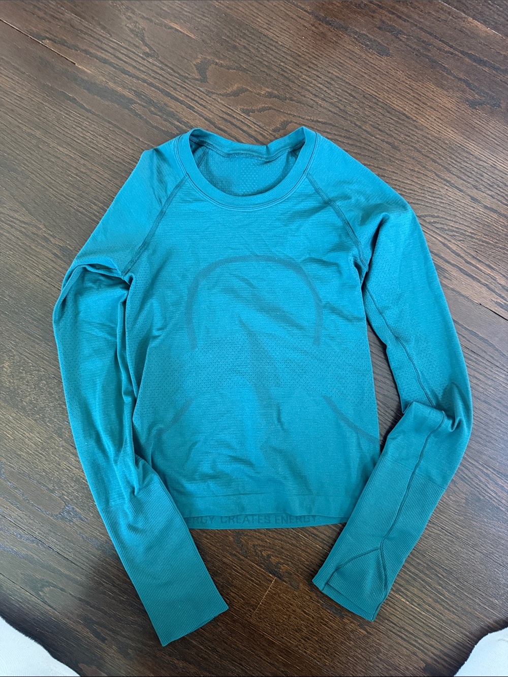 Lulu lemon Long Sleeve swiflty tech Performance Top - green